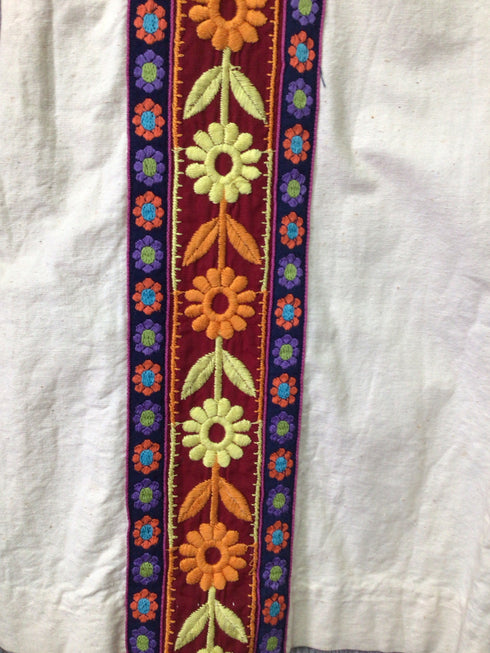 Geno Vintage Bell bottoms Embroidered Size 4